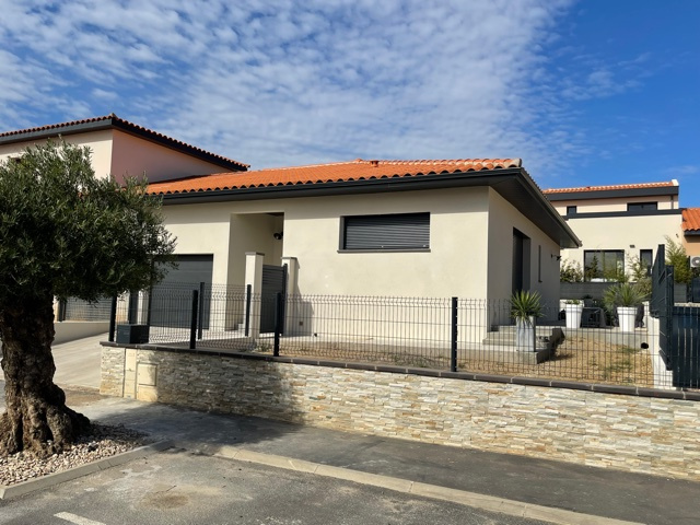 Villa de 80 m2 sur un terrain de 43 m2 à Vingrau.